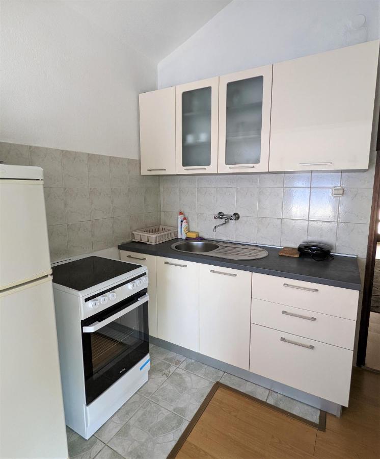 Apartment Marica Grebastica Exterior photo